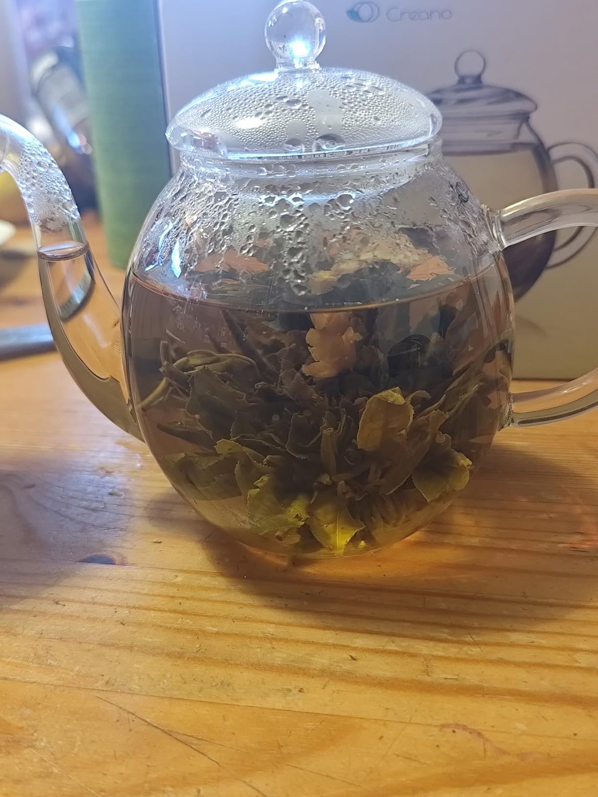 Creano „Fleurs de Thé“ Verts 6 pcs – Théière en Verre 500ml sans goutte – 6 variétés de thé vert aromatisé – Idée cadeau femme