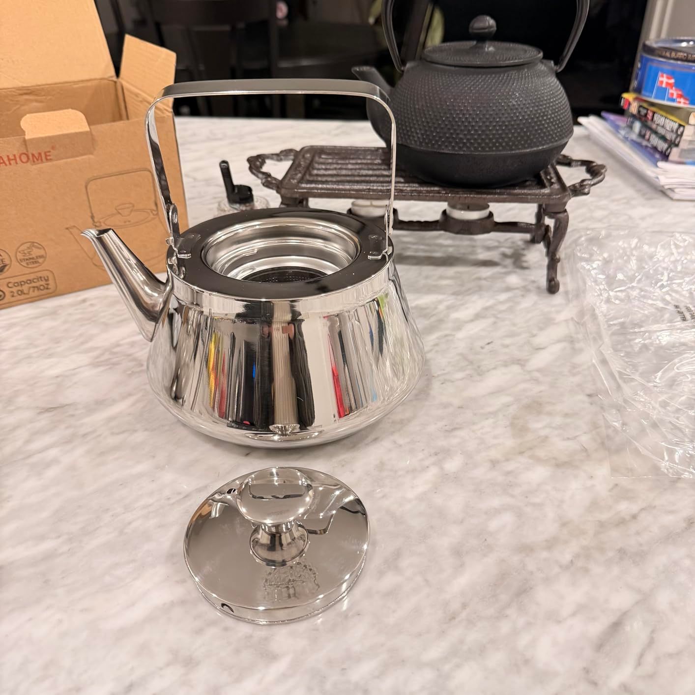 SANQIAHOME Théière en acier inoxydable de 1,5 l avec infuseur. Un style moderne et minimaliste