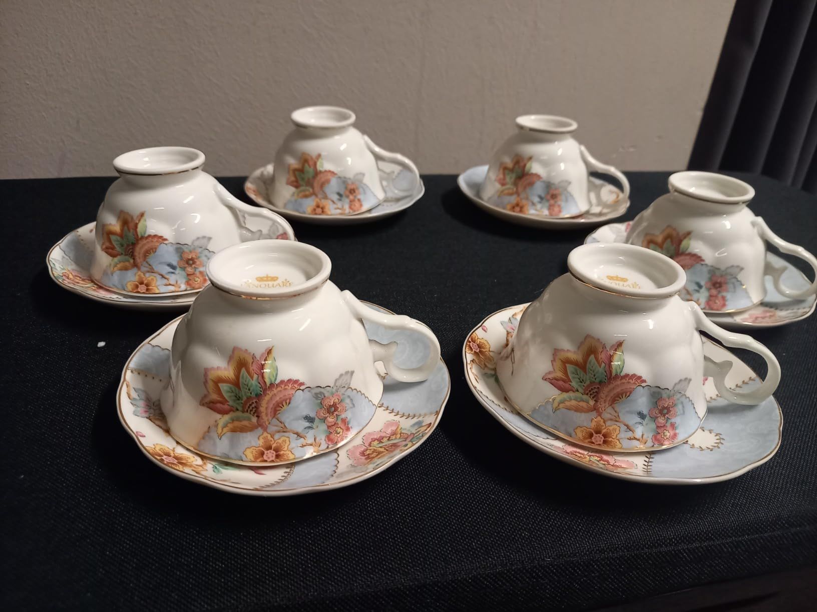 fanquare Service à Thé en Porcelaine Fleurs Bleues, Ensemble de Tasse et Soucoupe à Thé, Service de Thé 6 Personnes, Théière de Mariage Pichet à Crème Dans un Sucrier, Service à Café en Porcelaine