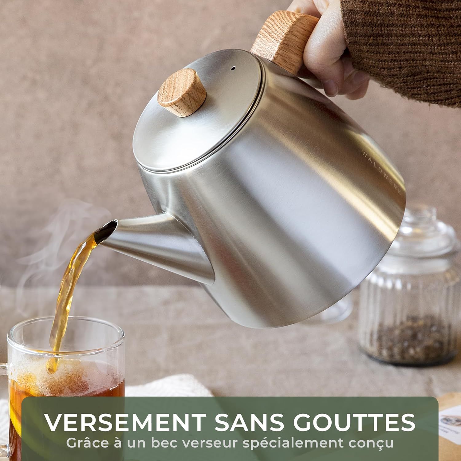 WALDWERK Théière avec Infuseur Inox à Double Paroi - Isotherme avec Poignées en Chêne - 100% Anti-goutte