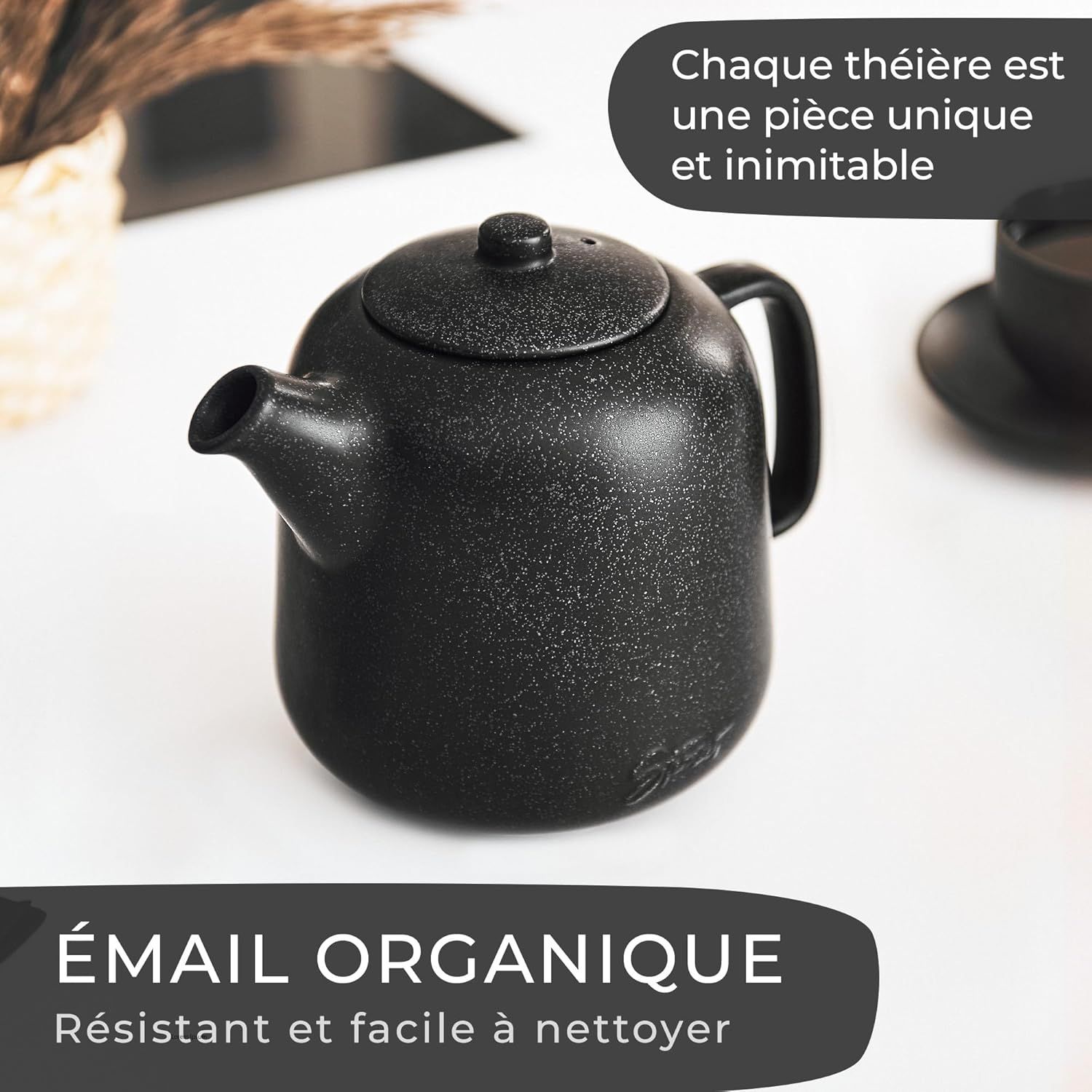 STEINZEIT Theiere avec infuseur design (1,3L) – Théière avec filtre en acier inoxydable 304 – Théière en céramique avec glaçure unique – Filtre amovible – noire