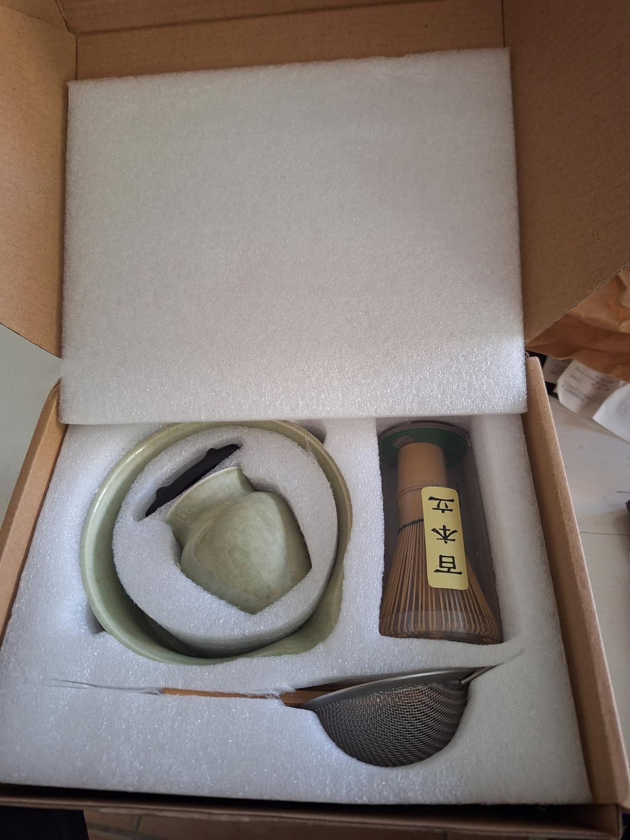Matcha Kit, 8 Pièces Kit Matcha, Service à Thé Japonais,Bol à Matcha Avec Bec,Fouet Matcha, Support De Fouet à Matcha,Filtre,Cuillere Matcha, Stand, Serviette De Thé,Pour Adapté Aux Débutants
