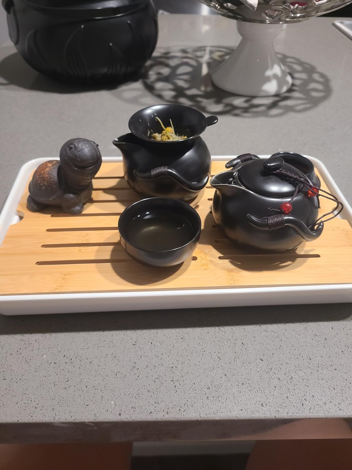 fanquare Portable Kungfu Service à Thé Chinois, Ensemble de Thé Kungfu Fait Main, Théière en Porcelaine, Tasses à Thé, Plateau à Thé en Bambou et Un Sac pour Voyage, Blanc