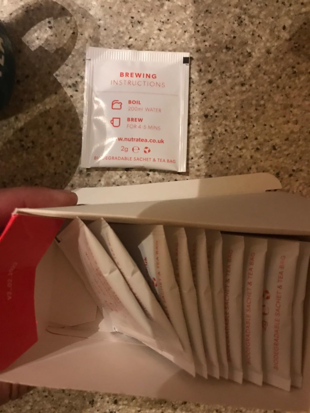 Thé aux aiguilles de pin et églantier - 120 sachets