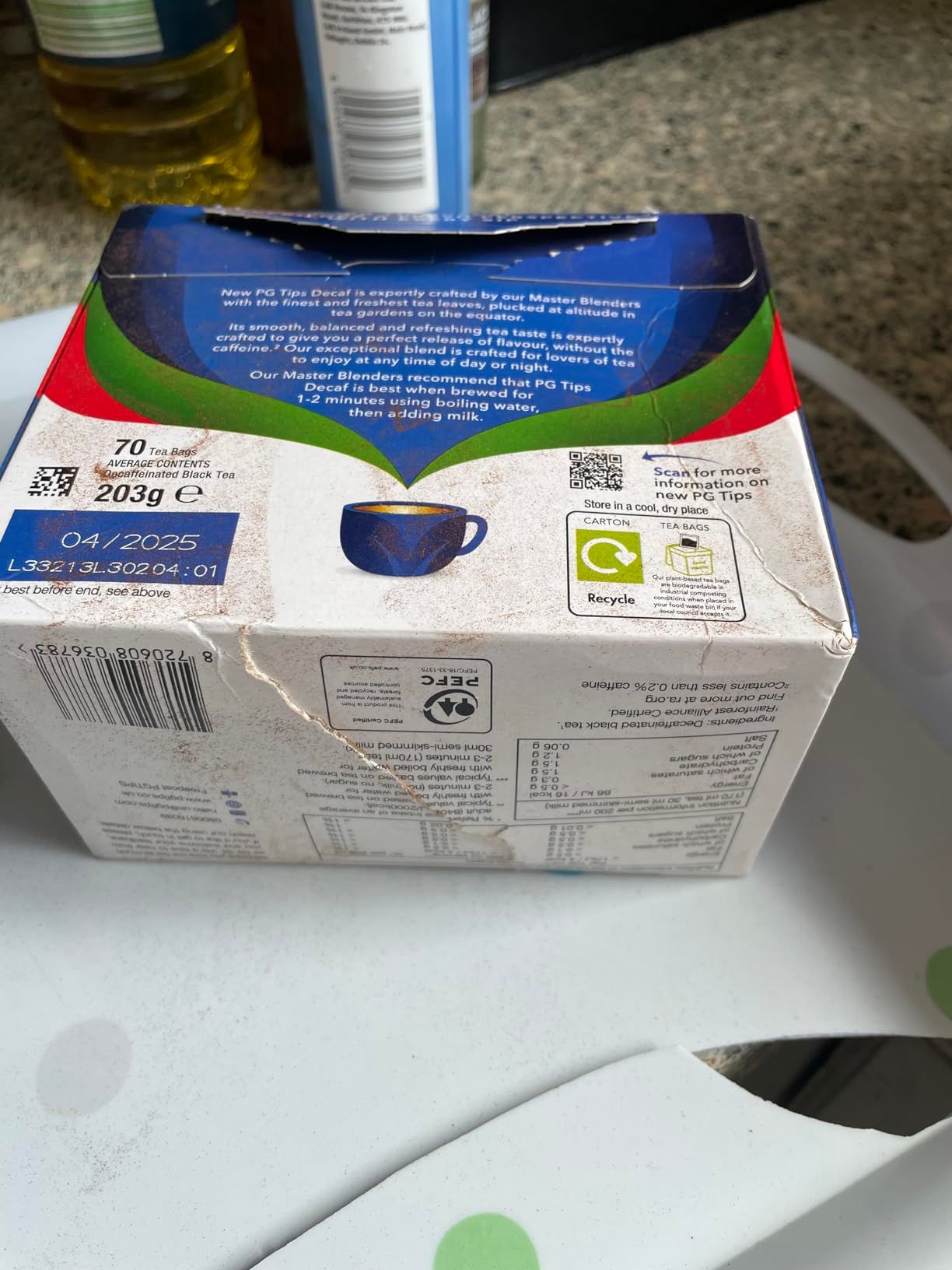 Sachets de thé déthéiné PG Tips Pyramid - Pack de 3