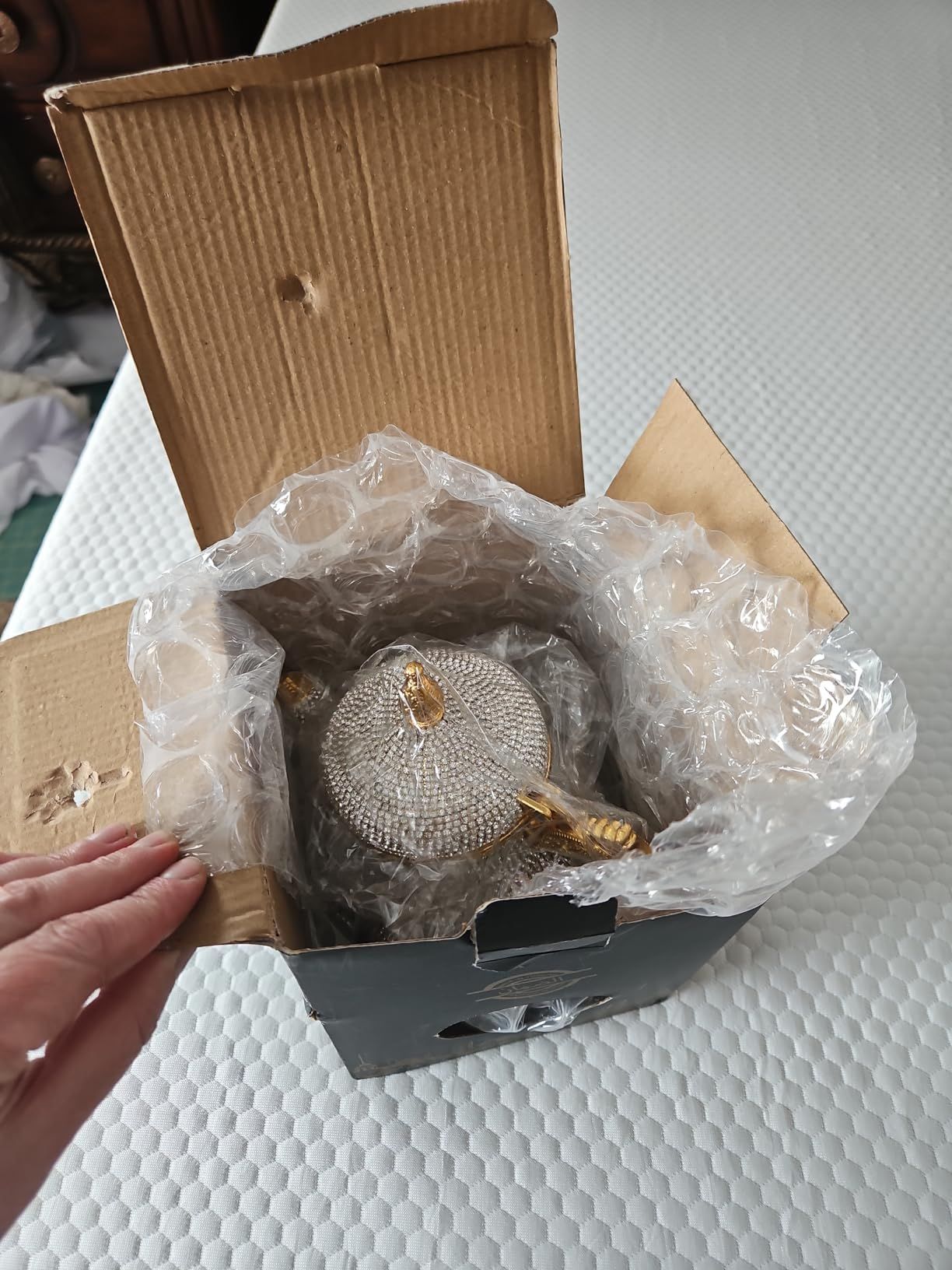 DEMMEX Théière artisanale turque marocaine arabe décorative dorée avec strass en cristal, 1,2 kg, 20,3 x 17,8 cm