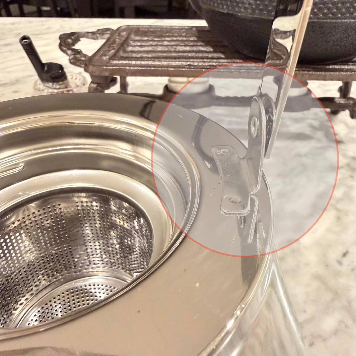 SANQIAHOME Théière en acier inoxydable de 1,5 l avec infuseur. Un style moderne et minimaliste