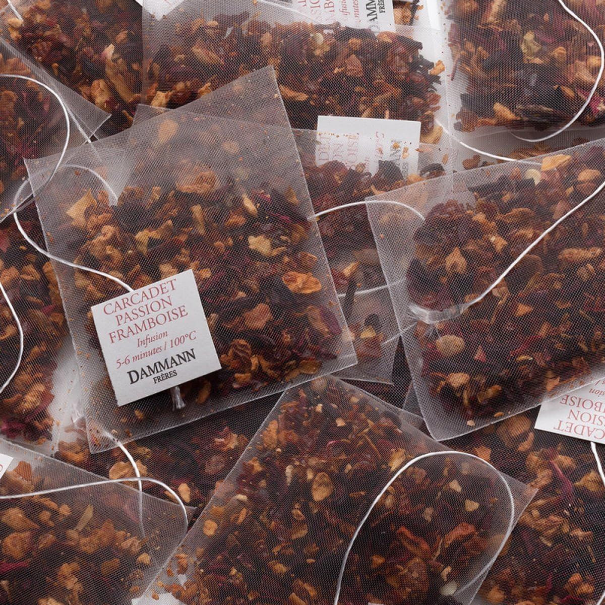 thé de noël dammann frères - thé noir caramel, ananas, orange douce 100g