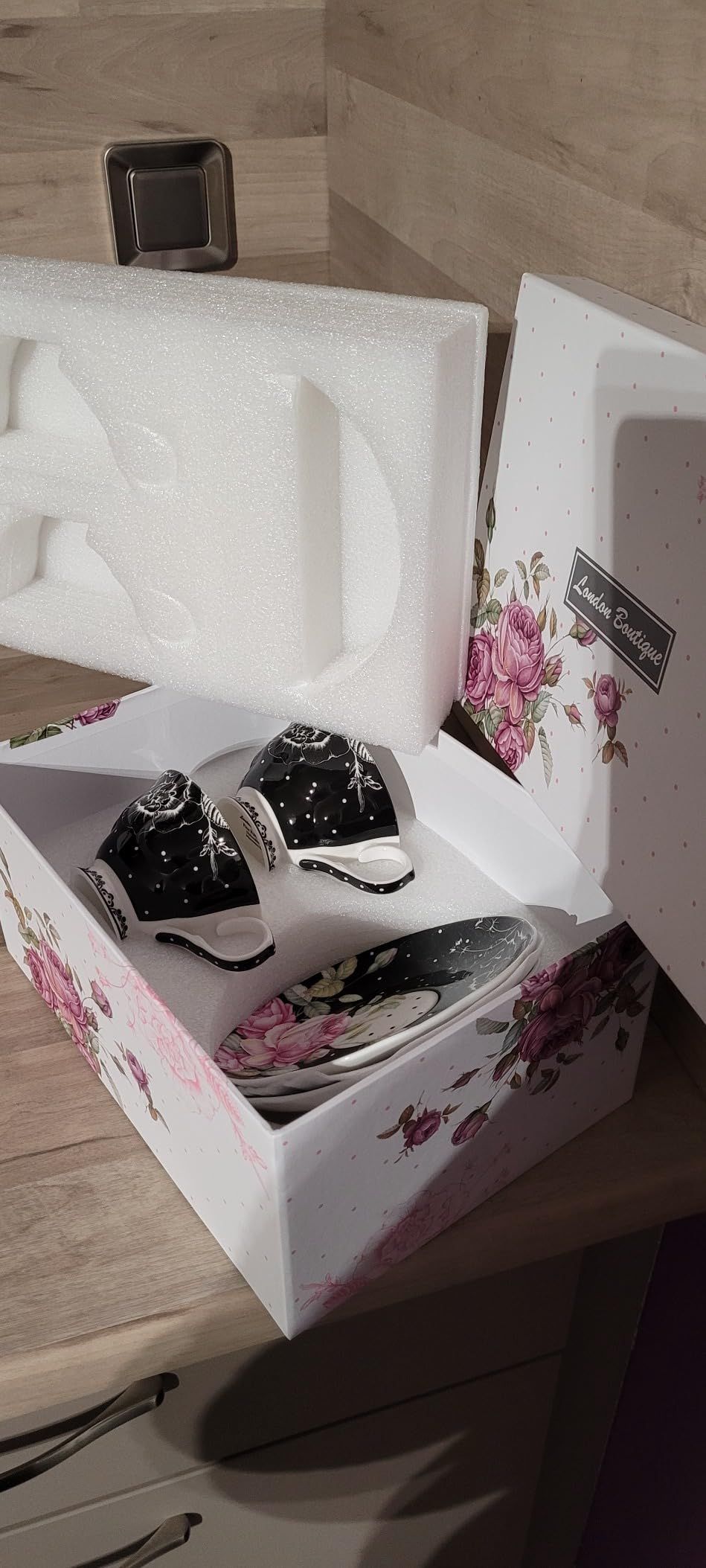 London Boutique Lot de 2 Tasses à thé et soucoupes en Porcelaine Anglaise Vintage Motif Floral Turquoise 200 m