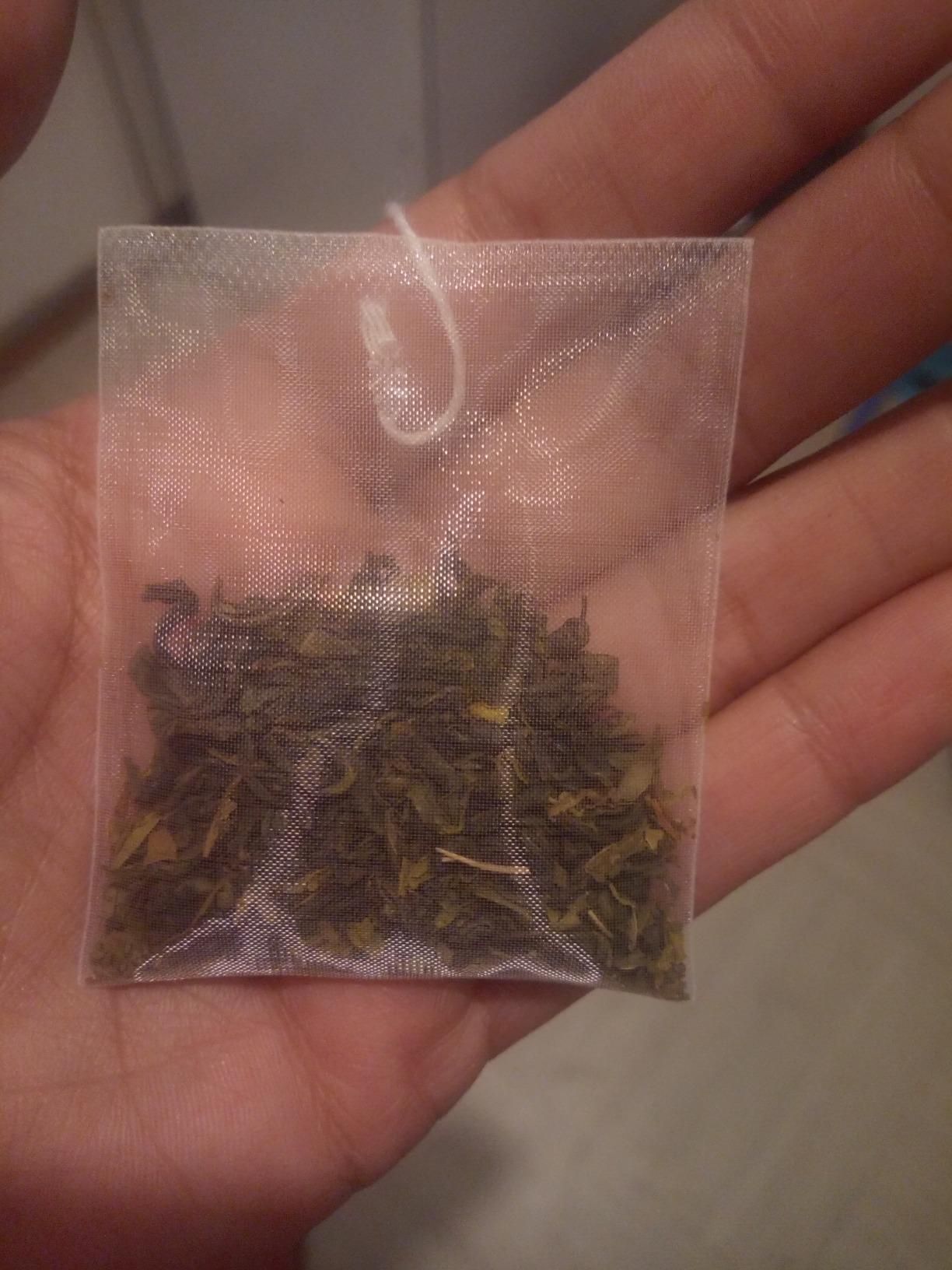 thé vert bio à la menthe douce en sachets végétaux