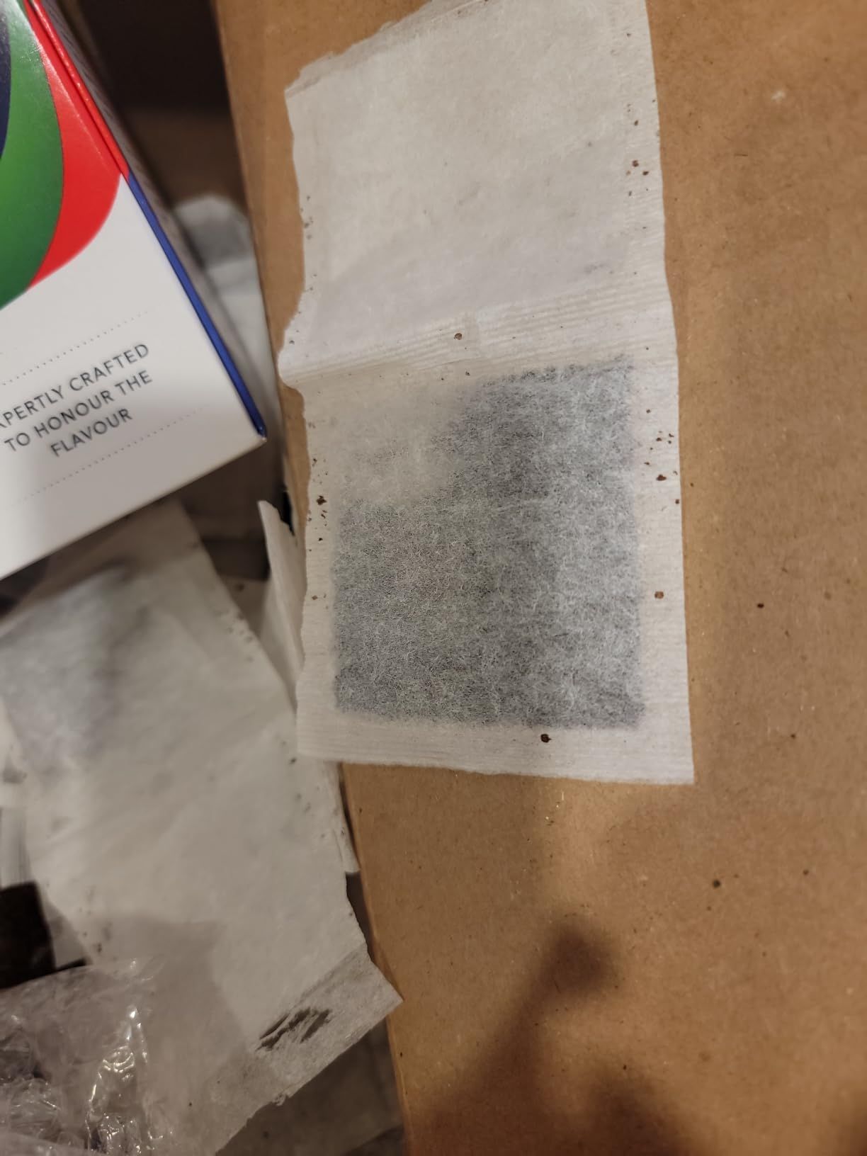 Sachets de thé déthéiné PG Tips Pyramid - Pack de 3