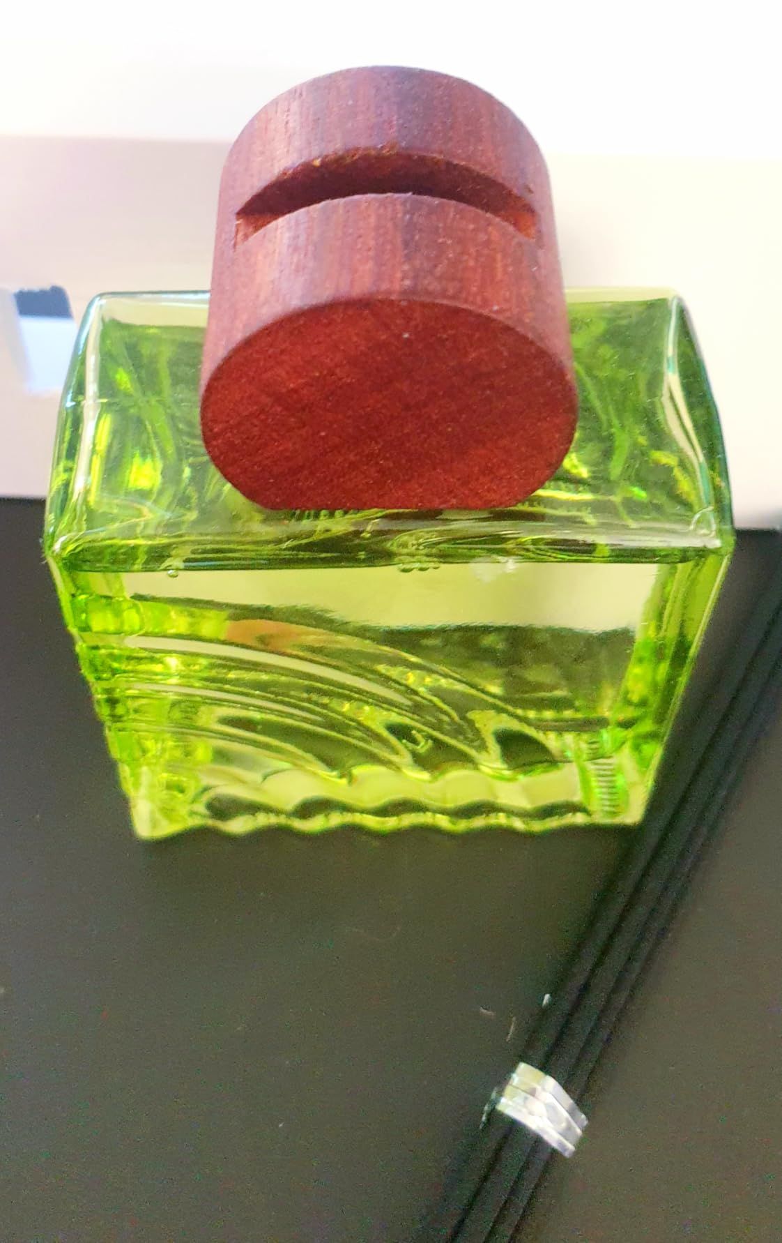 Diffuseur de parfum thé blanc 200 ml avec bâtonnets pour maison et bureau