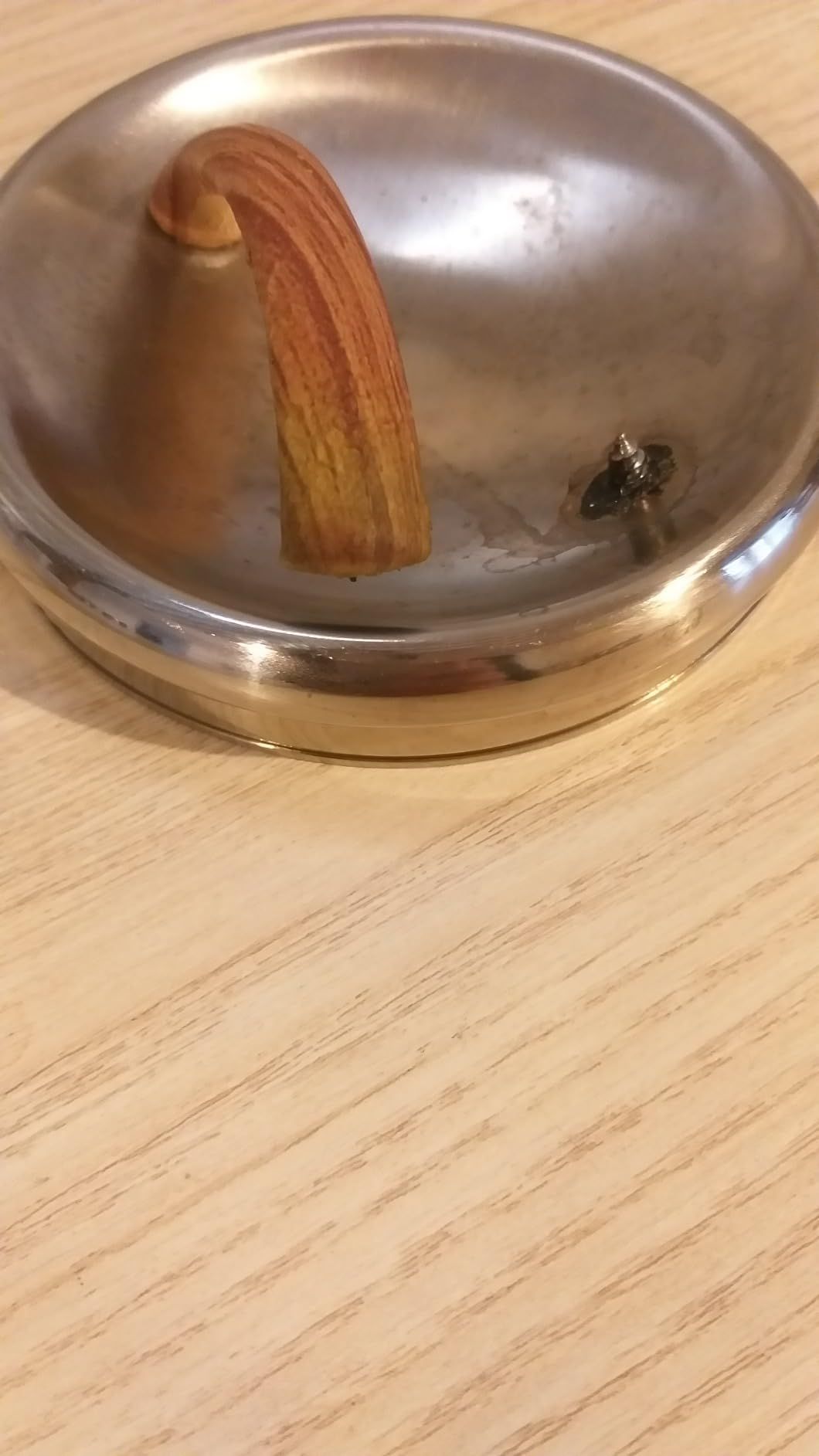 WALDWERK (2,3 L) Bouilloire INOX Vintage pour Induction et Gaz - Poignée Aspect Bois - Sifflante - Retro