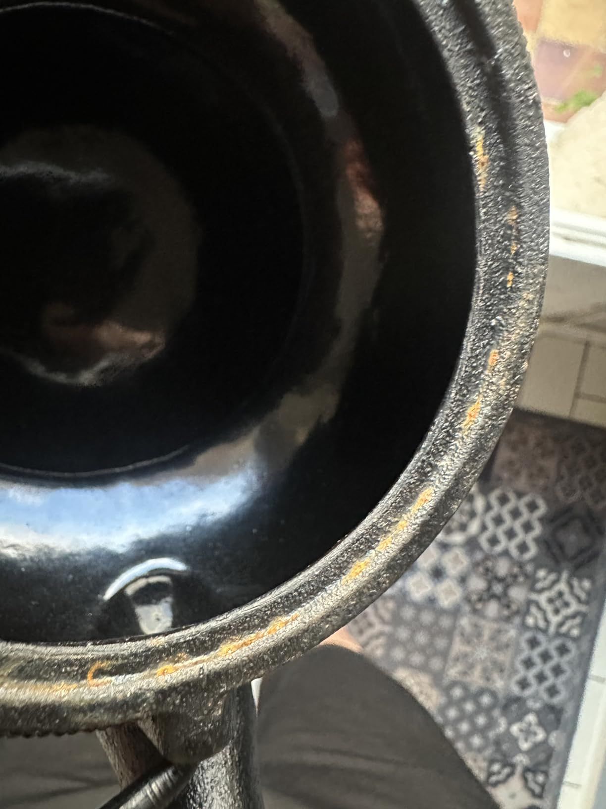 Ibili - Théière en Fonte Noire, 1,2 Litre, Intérieur Émaillé, Compatible avec les Plaques à Induction