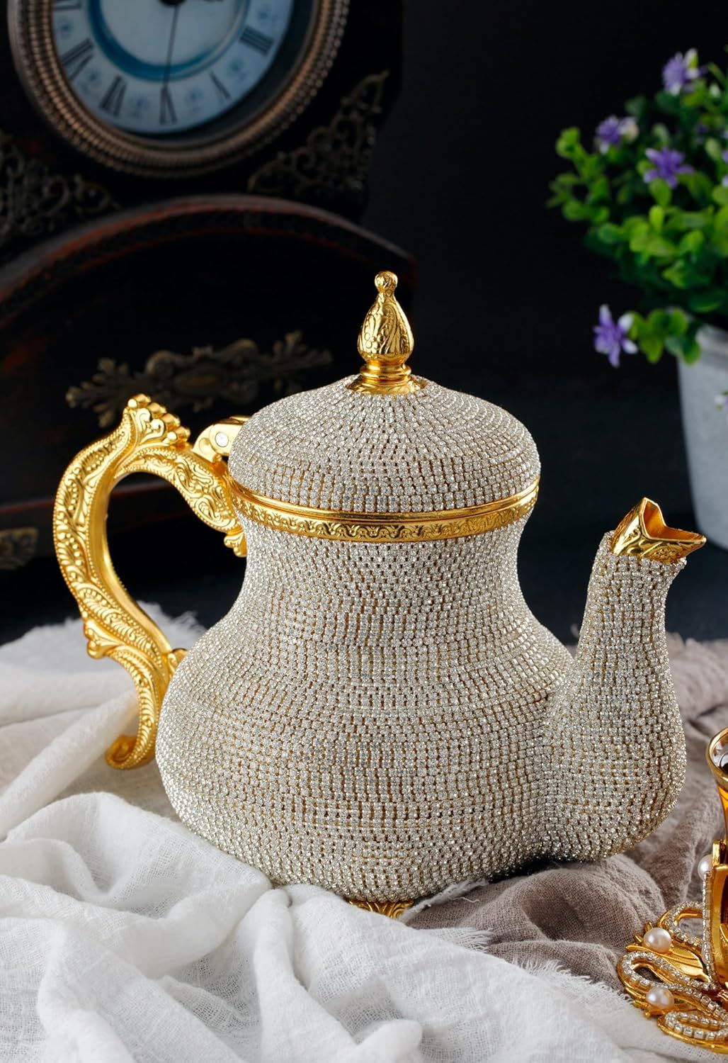DEMMEX Théière artisanale turque marocaine arabe décorative dorée avec strass en cristal, 1,2 kg, 20,3 x 17,8 cm