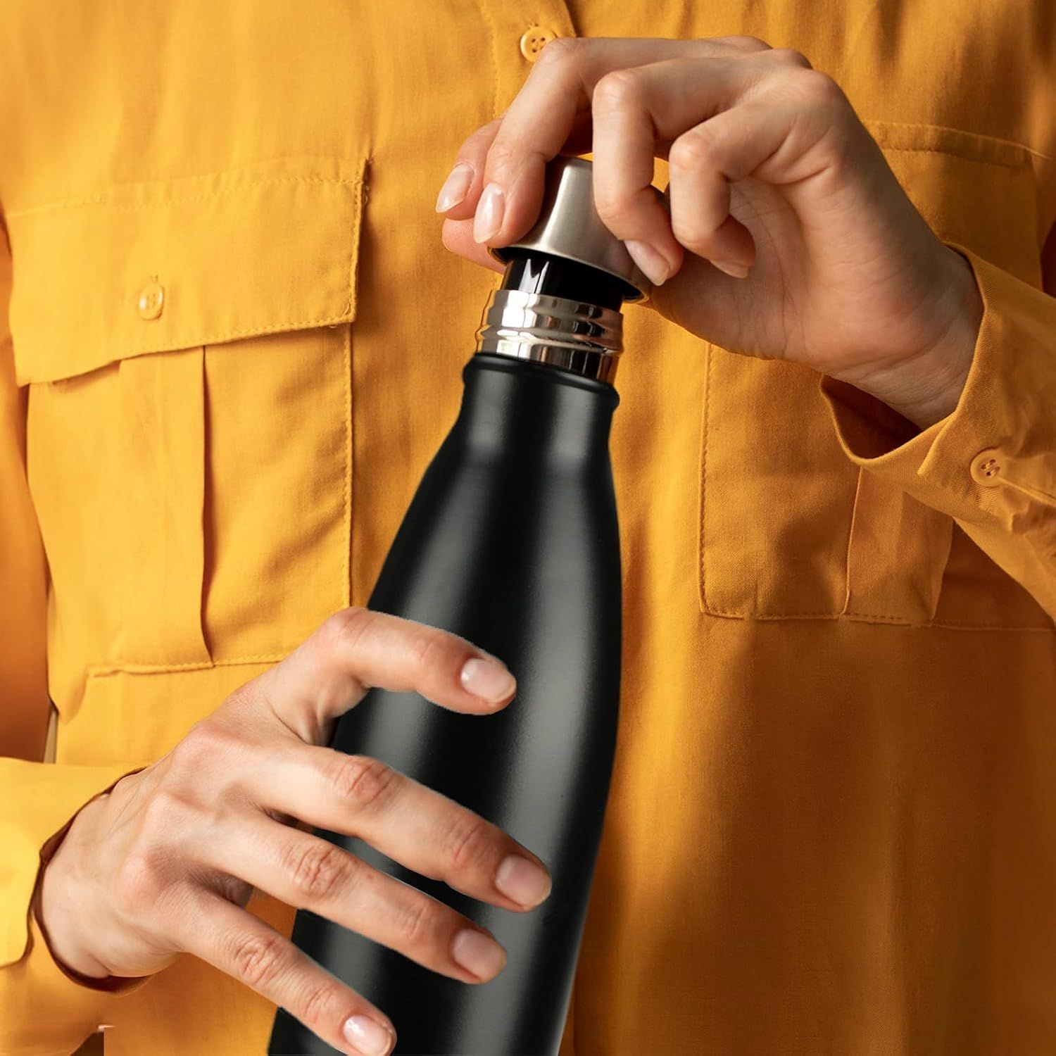 Mont-Clair H2O Gourde isotherme - Bouteille isotherme sans BPA - Gourde inox 500ML, 24h froid & 12h chaud - Bouteille d'eau en acier - 500ML, Noir