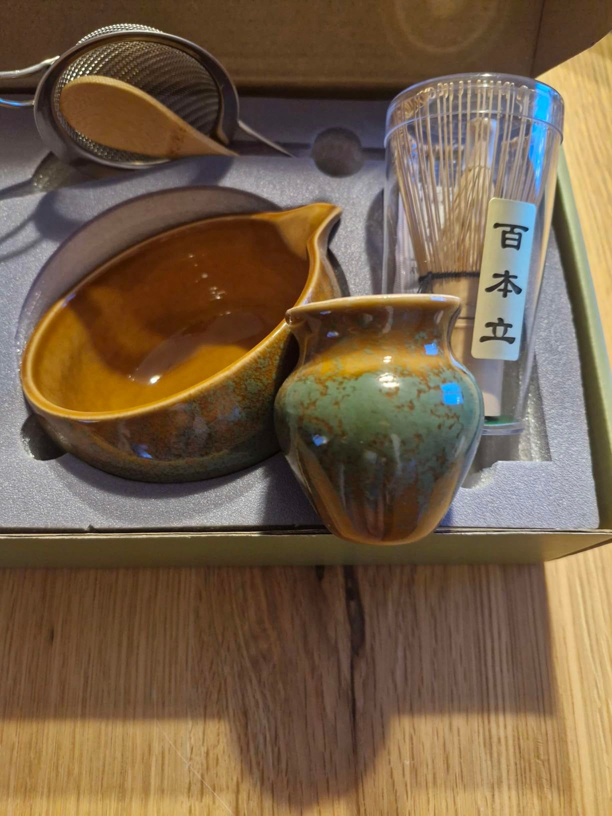 Kit Matcha Complet-Set Matcha Traditionnel en Bambou avec Fouet Matcha (Chasen),Cuillère & Support-Coffret Thé Matcha Japonais Authentique pour Cérémonie-Idée Cadeau (Macha)