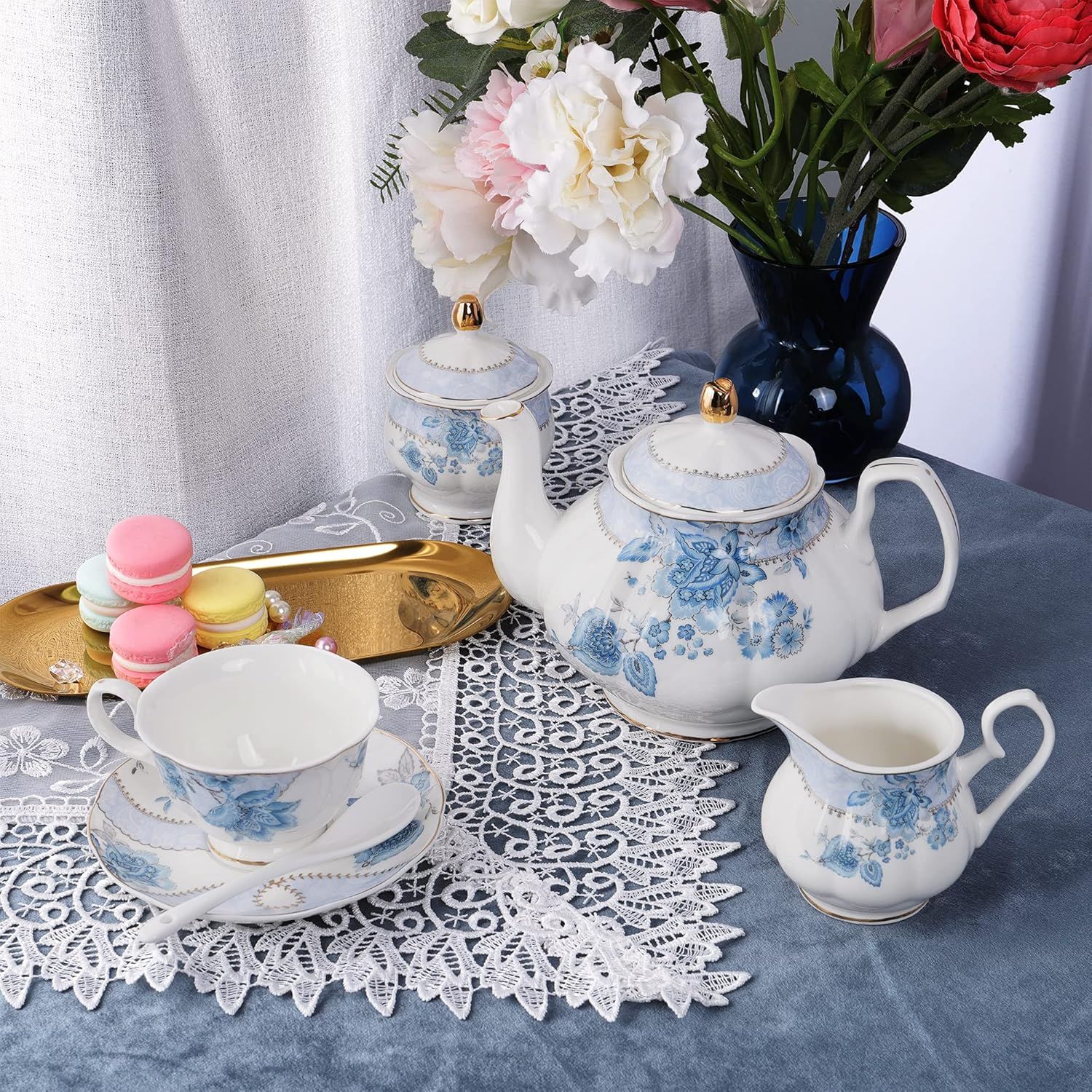fanquare Service à Thé en Porcelaine Fleurs Bleues, Ensemble de Tasse et Soucoupe à Thé, Service de Thé 6 Personnes, Théière de Mariage Pichet à Crème Dans un Sucrier, Service à Café en Porcelaine
