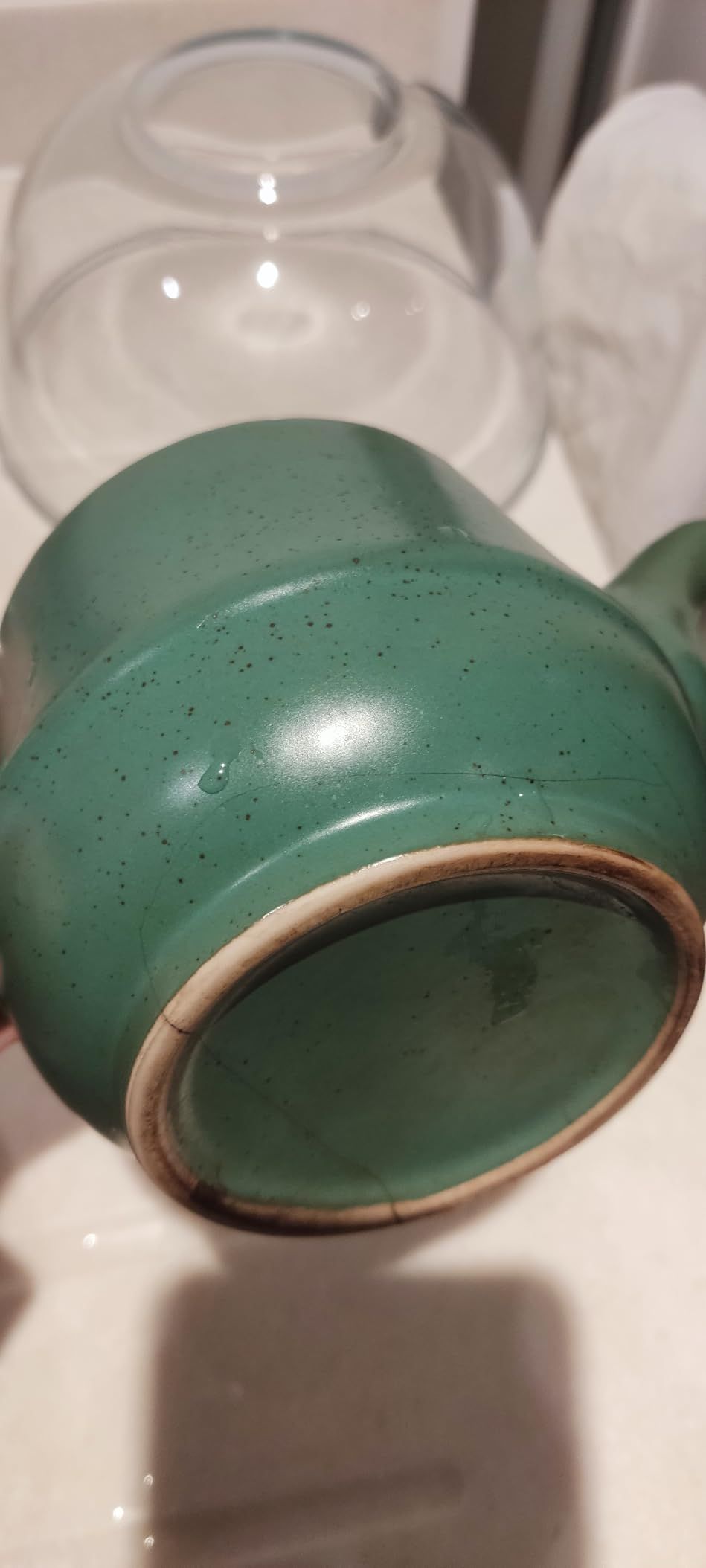 Théière en céramique de style rural avec infuseur en acier inoxydable 473,6 g – Théière en porcelaine fleurie et feuilles mobiles (vert)