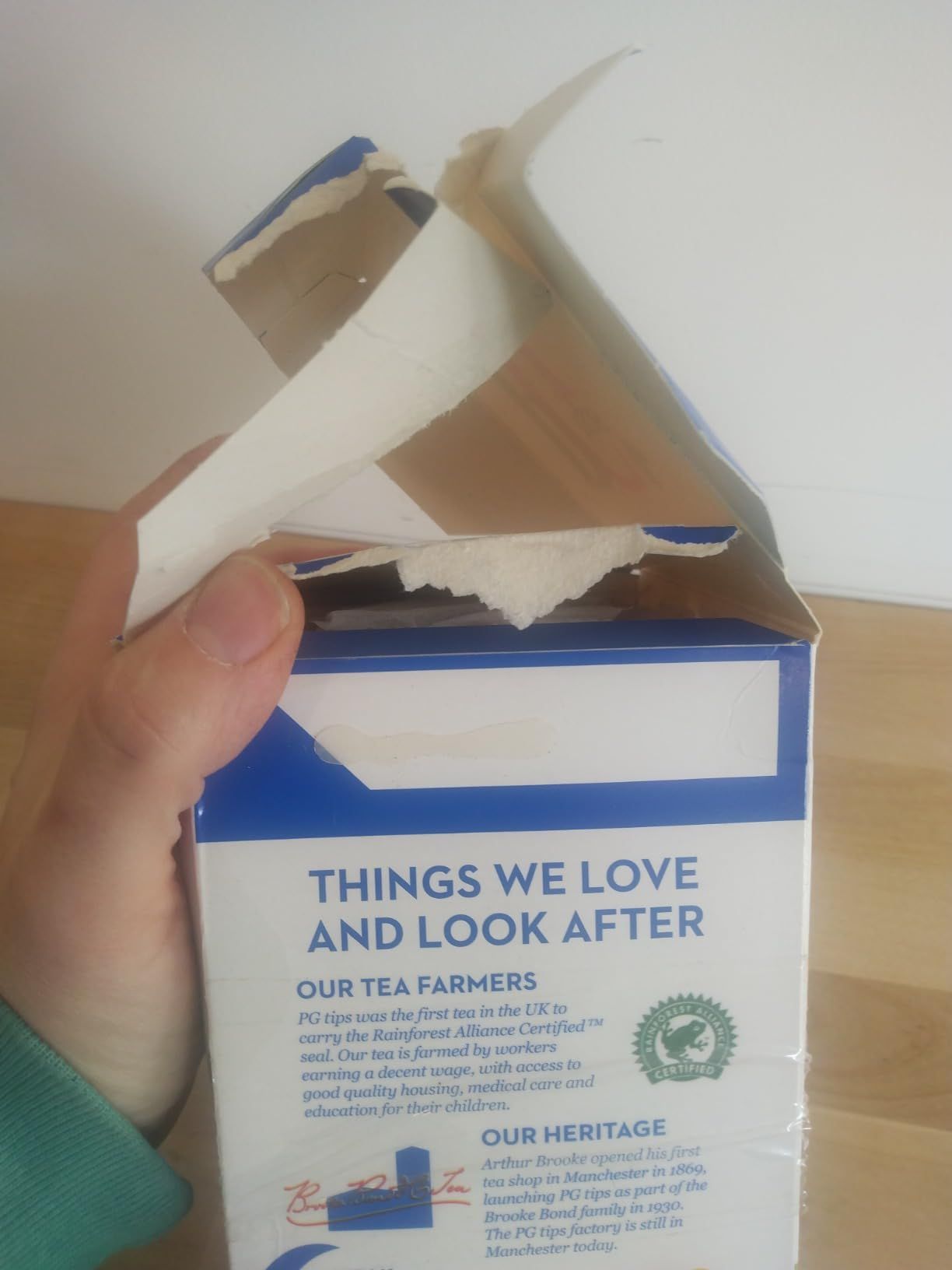 Sachets de thé déthéiné PG Tips Pyramid - Pack de 3