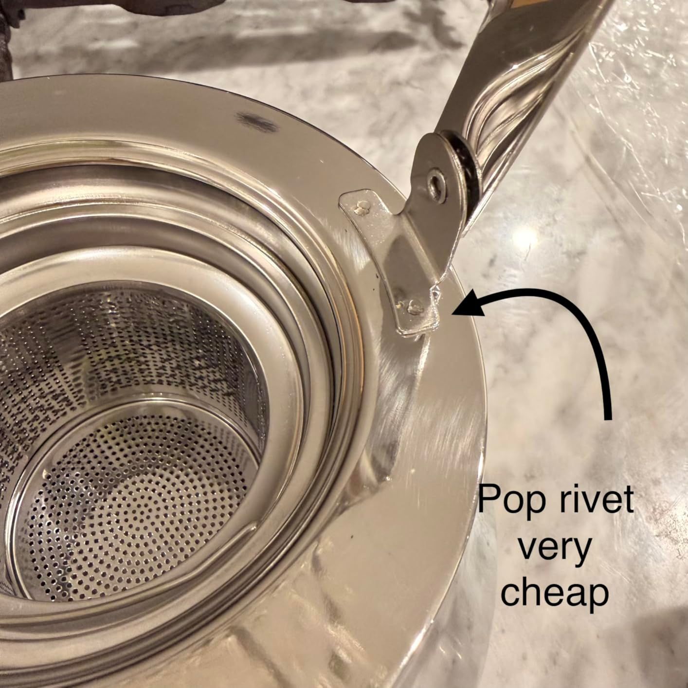 SANQIAHOME Théière en acier inoxydable de 1,5 l avec infuseur. Un style moderne et minimaliste