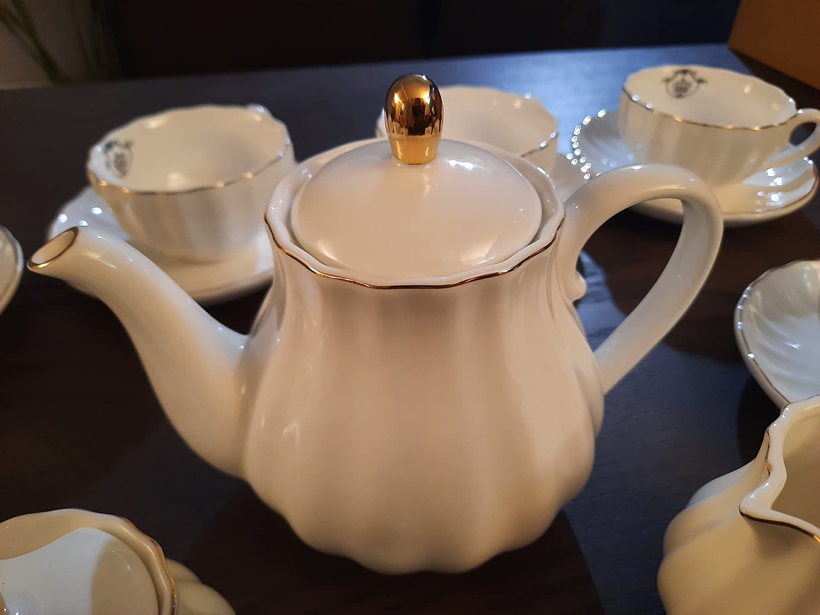British Royal Series Service à thé en porcelaine avec tasses et soucoupe pour 6 personnes 225 ml avec théière, sucrier, pichet à crème, cuillères à café et passoire à thé