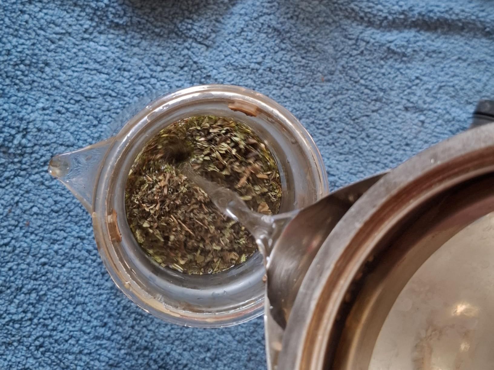 Feuilles de mélisse bio en vrac pour tisane apaisante