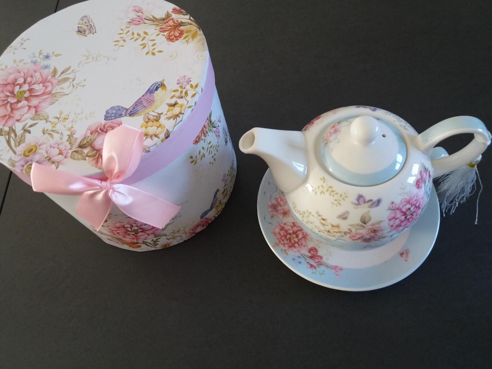 Ensemble de théière, tasse et soucoupe en porcelaine pour une personne à motif floral boîte cadeau