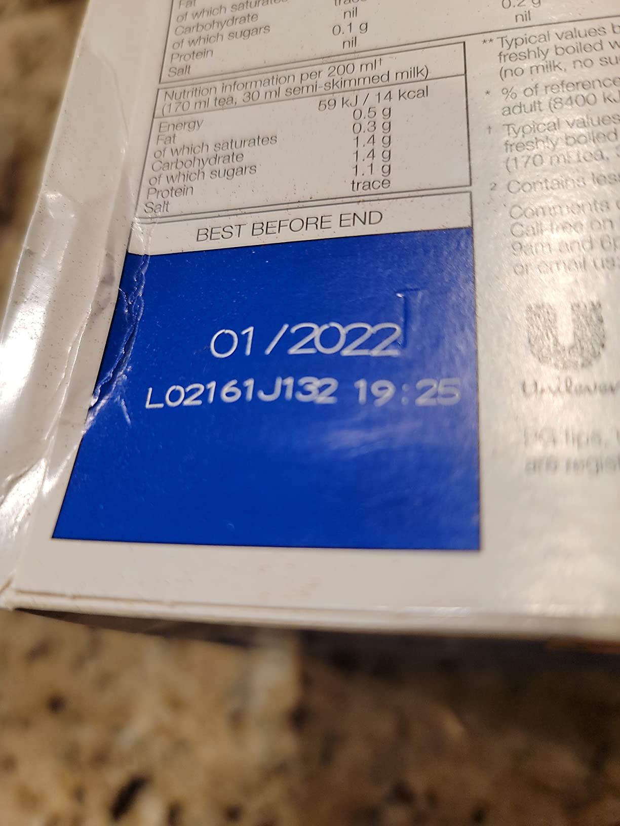 Sachets de thé déthéiné PG Tips Pyramid - Pack de 3