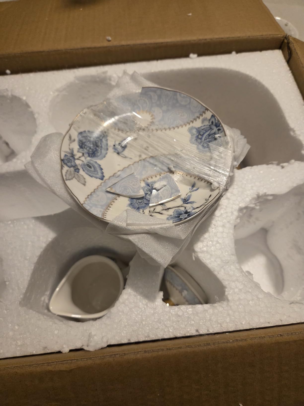 fanquare Service à Thé en Porcelaine Fleurs Bleues, Ensemble de Tasse et Soucoupe à Thé, Service de Thé 6 Personnes, Théière de Mariage Pichet à Crème Dans un Sucrier, Service à Café en Porcelaine