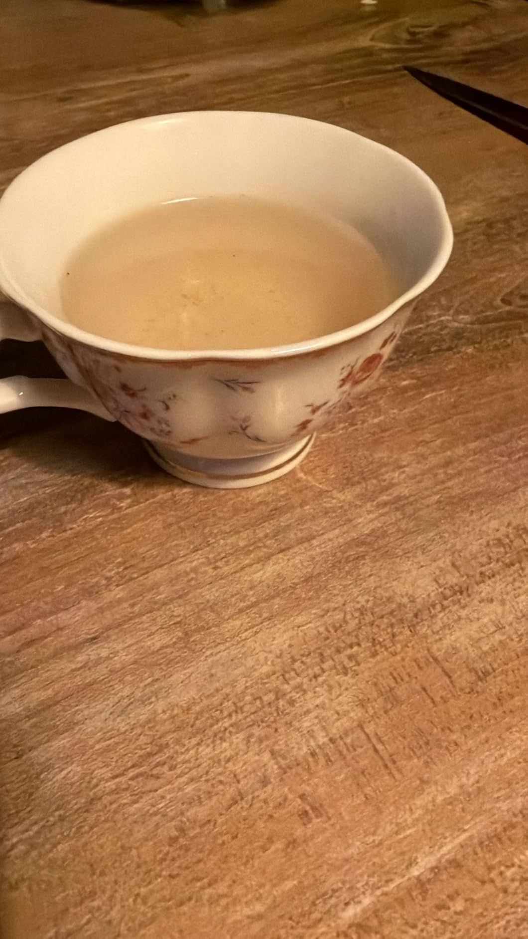 fanquare Service à Thé en Porcelaine, Ensemble de Tasse et Soucoupe à Thé, Service de Thé 6 Personnes, Théière de Mariage Pichet à Crème dans un Sucrier, Service à Café Flower China, Rose Rouge