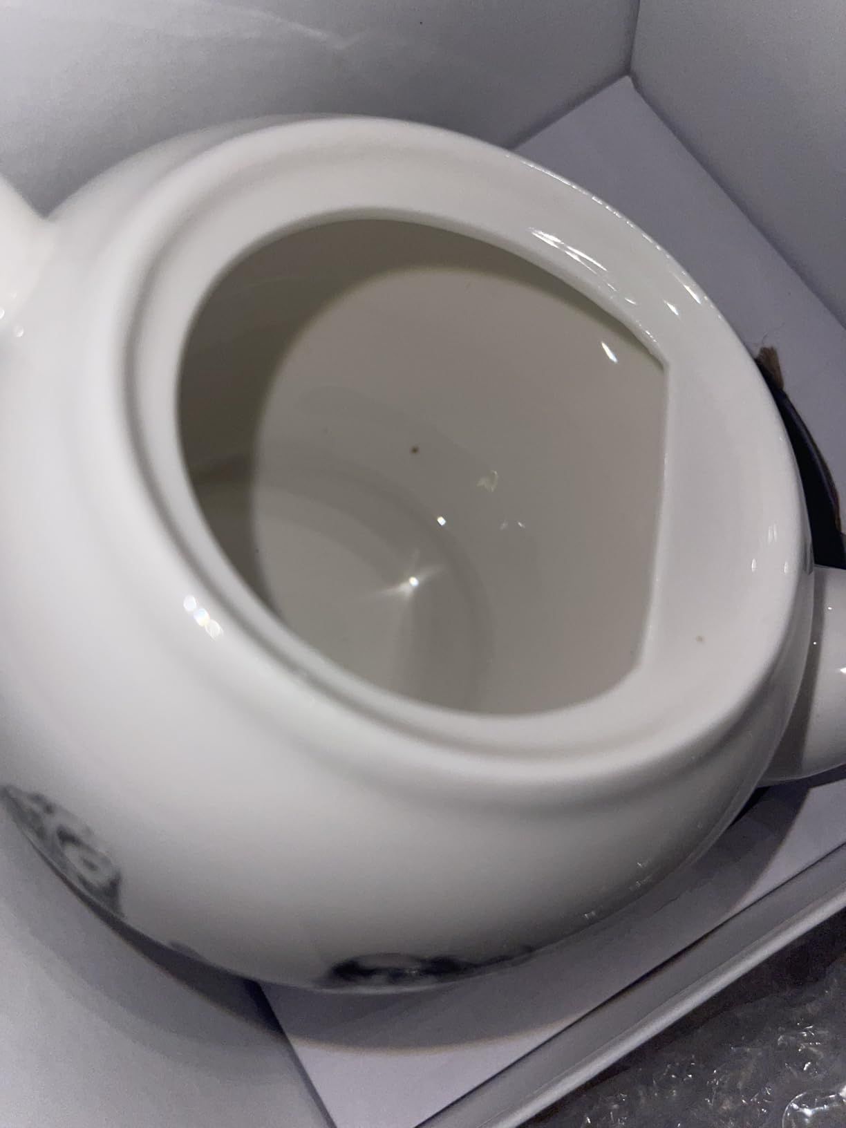 V&A Alice In Wonderland Mini Théière Dans Boîte Cadeau, 450Ml, Blanc