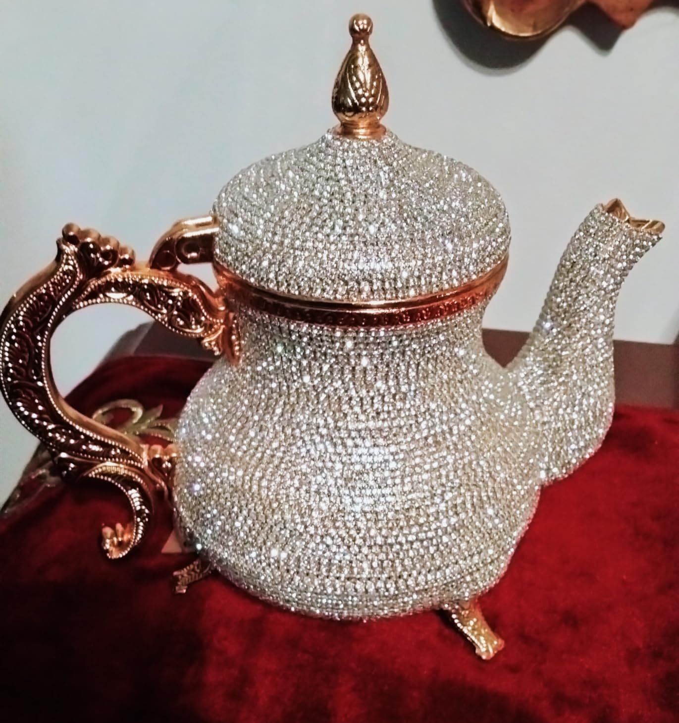 DEMMEX Théière artisanale turque marocaine arabe décorative dorée avec strass en cristal, 1,2 kg, 20,3 x 17,8 cm