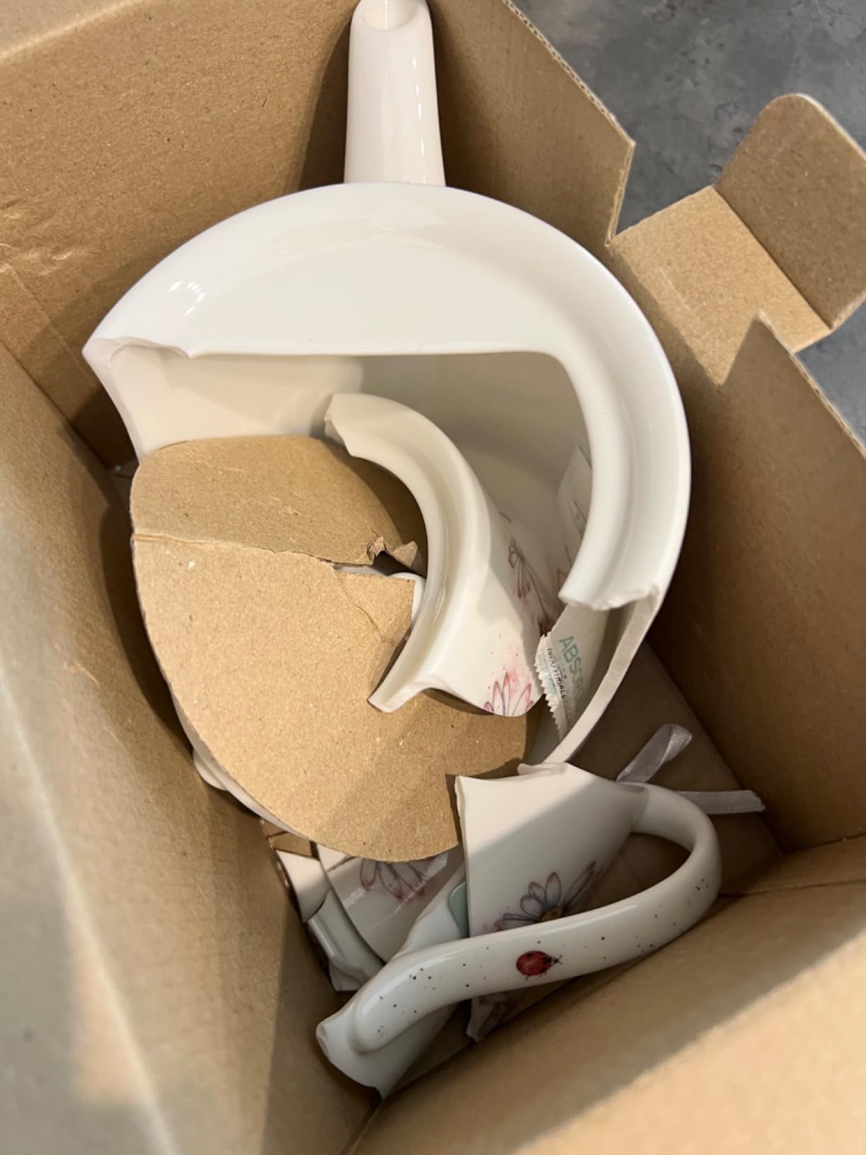 Wrendale Designs – Théière « Oops A Daisy »