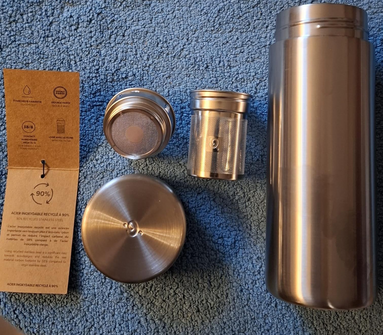 Qwetch - Théière Isotherme Nomade 400ml - Infuseur avec 2 Filtres - 12h Chaud / 24h Froid - Étanche, Réutilisable & Durable - Pour Thé, Café, Tisane, Fruits (Sable)